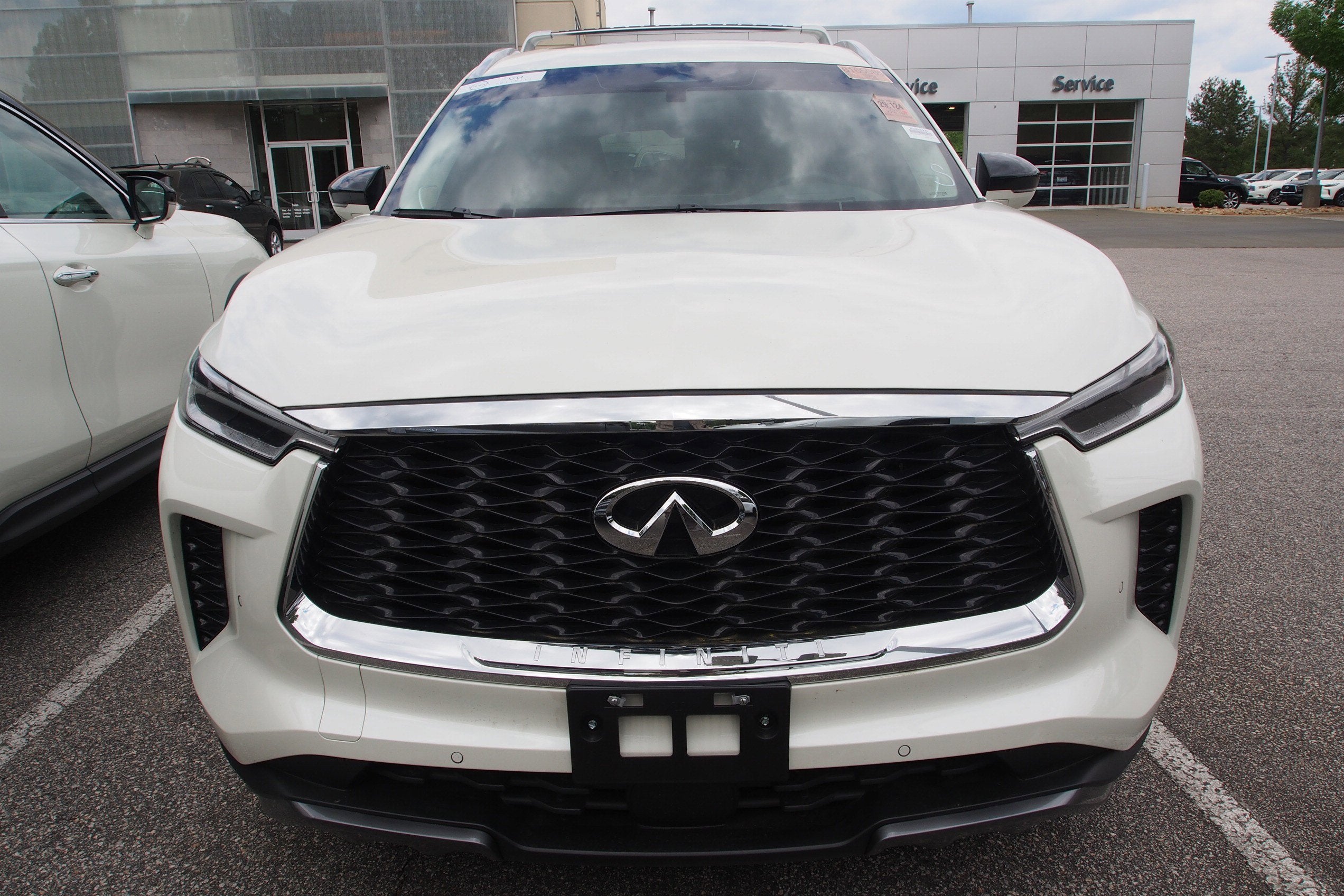 2025 INFINITI QX60 SENSORY