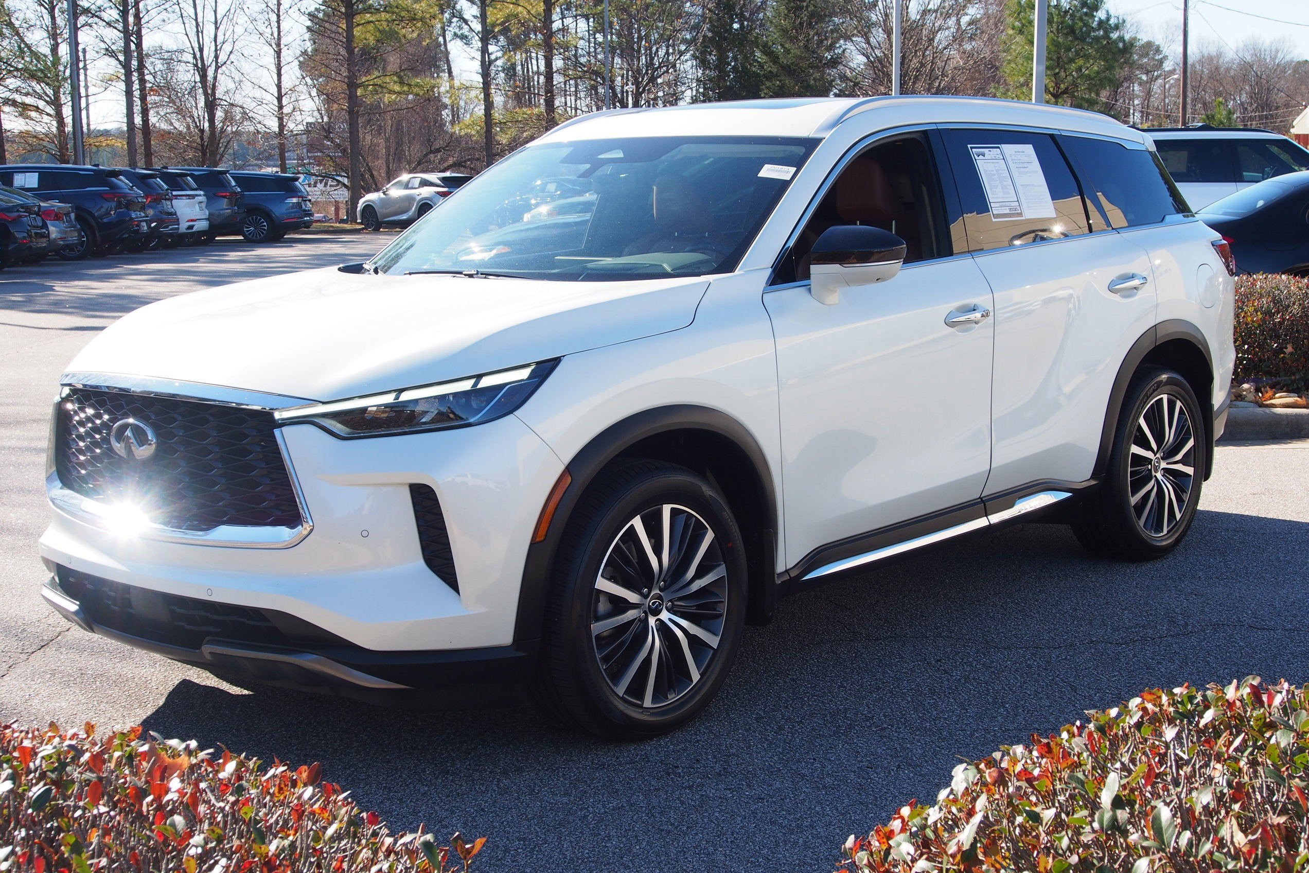 2023 INFINITI QX60 SENSORY