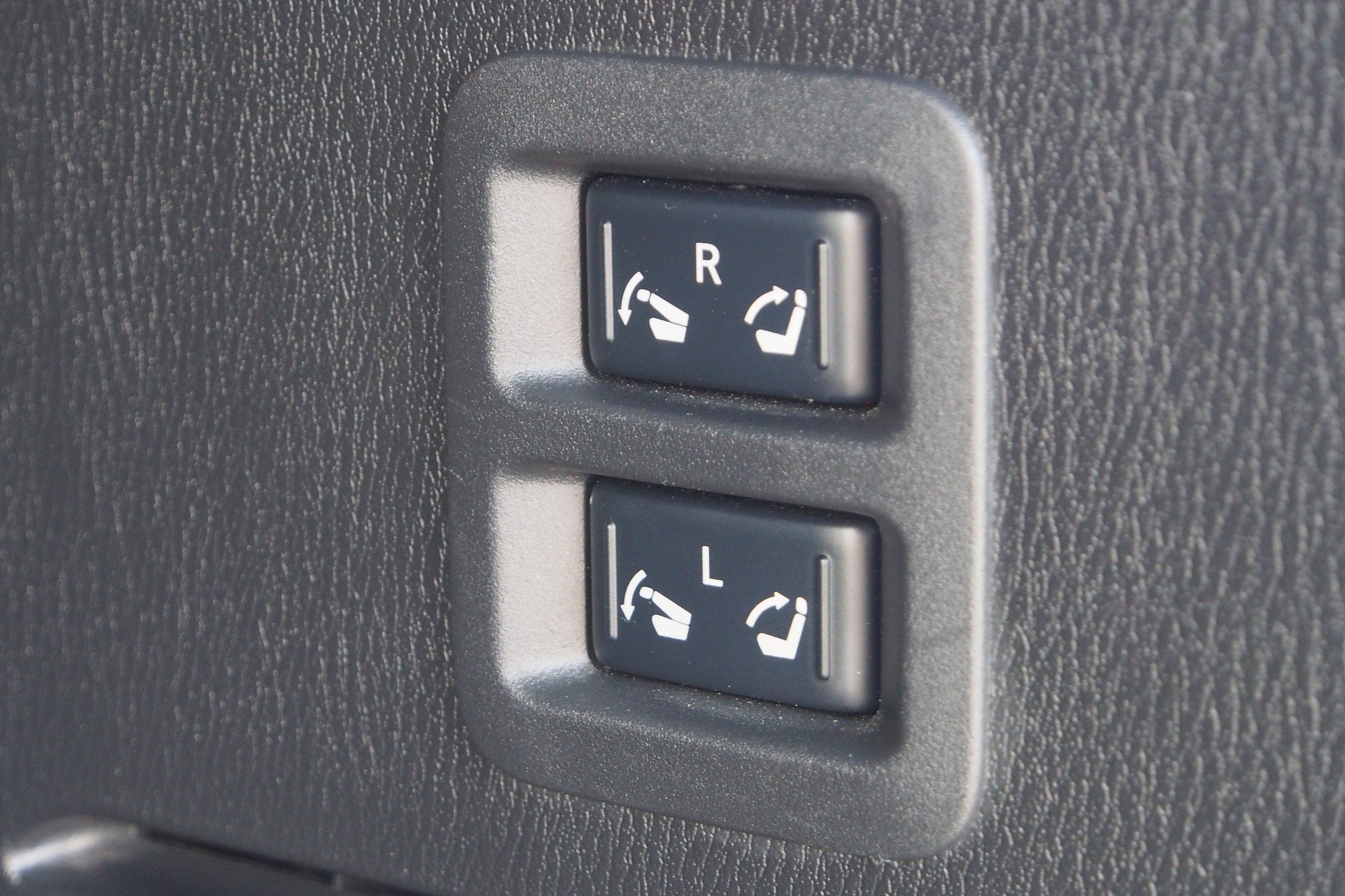 2021 INFINITI QX80 SENSORY