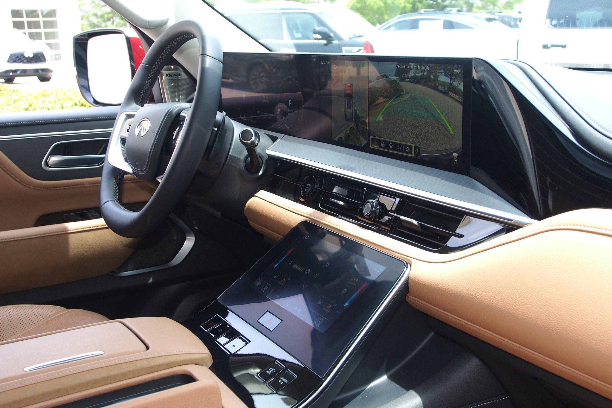 2025 INFINITI QX80 SENSORY