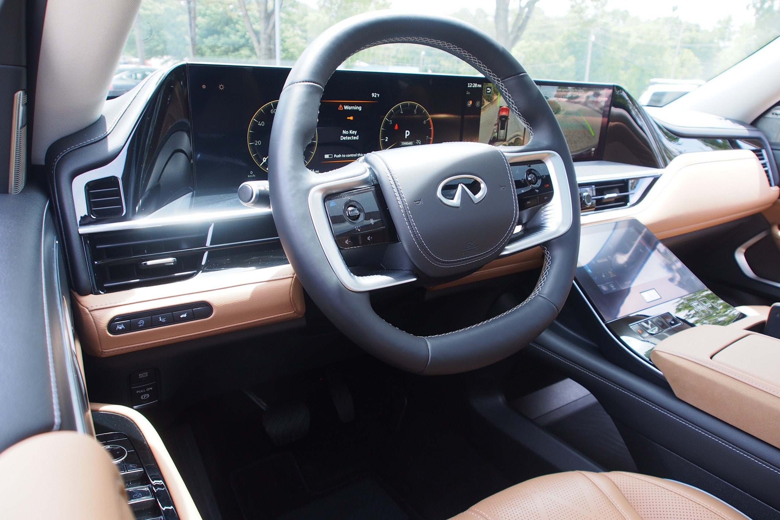 2025 INFINITI QX80 SENSORY