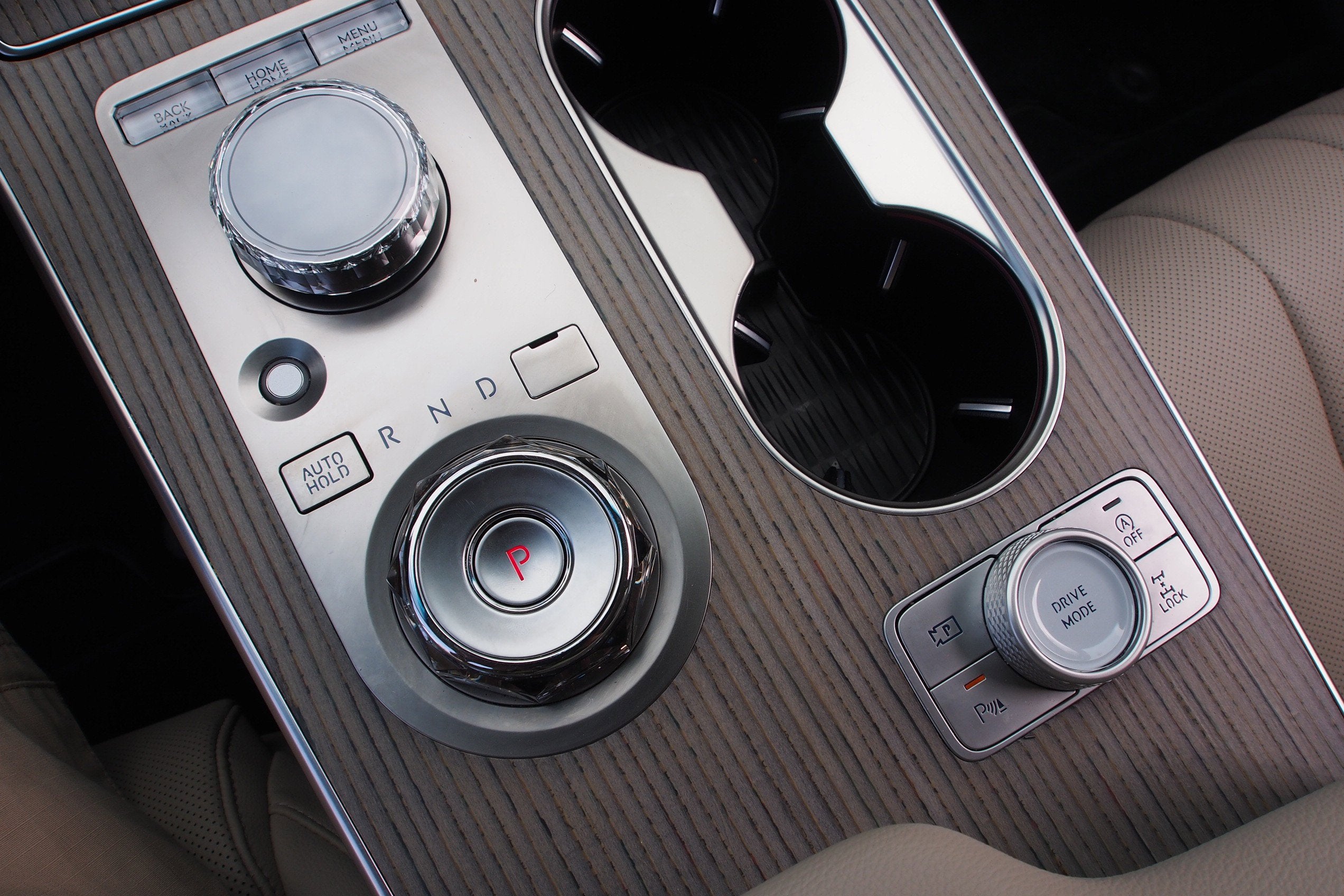 2025 Genesis GV80 Select