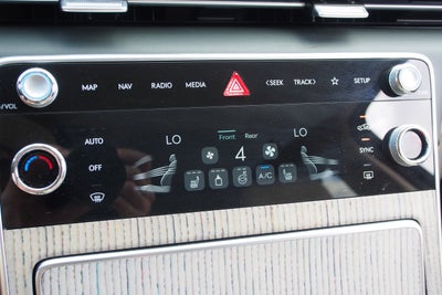 2025 Genesis GV80 Select