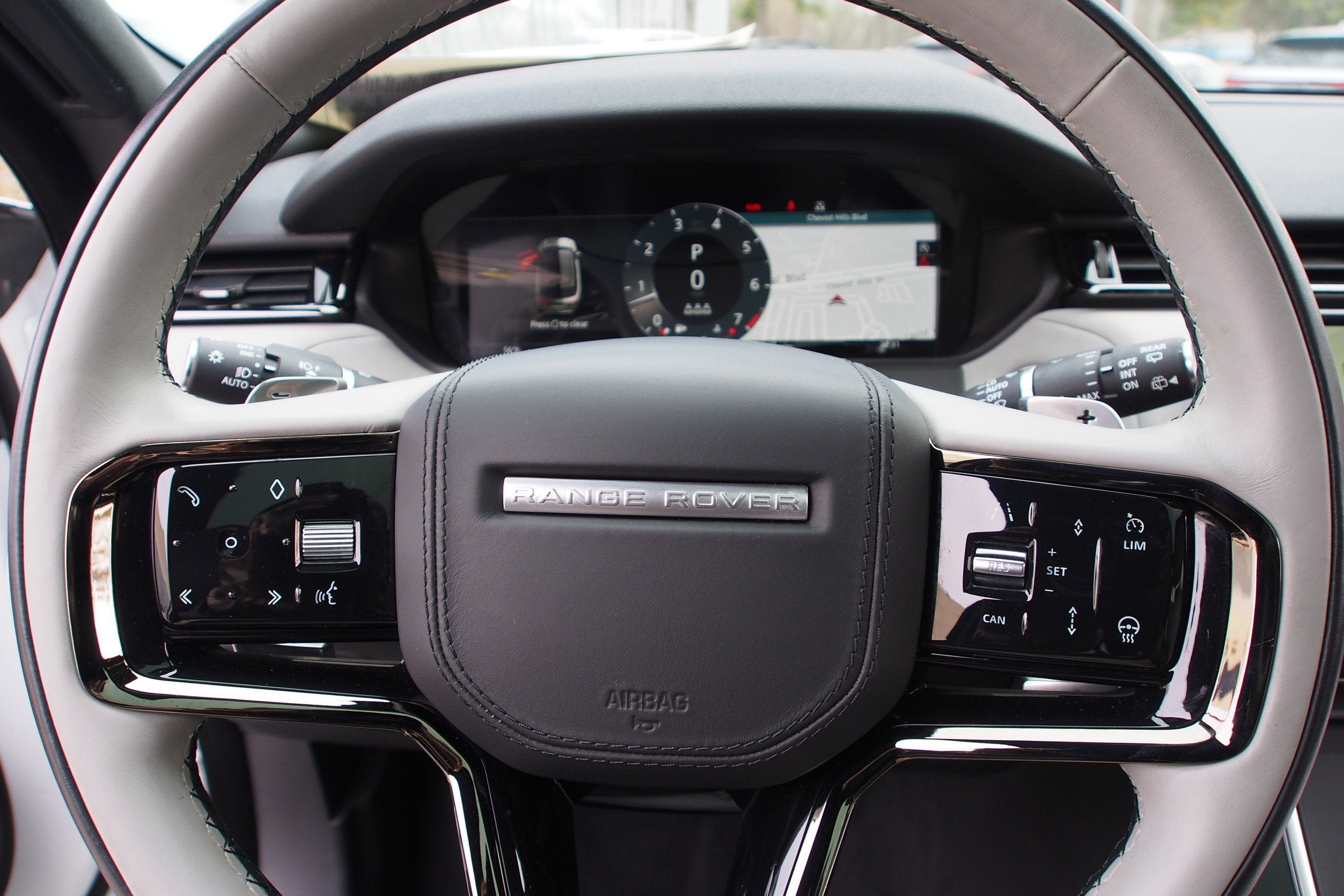 2024 Land Rover Range Rover Velar Dynamic SE