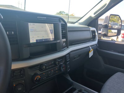 2027 Ford Super Duty F-250 SRW XLT