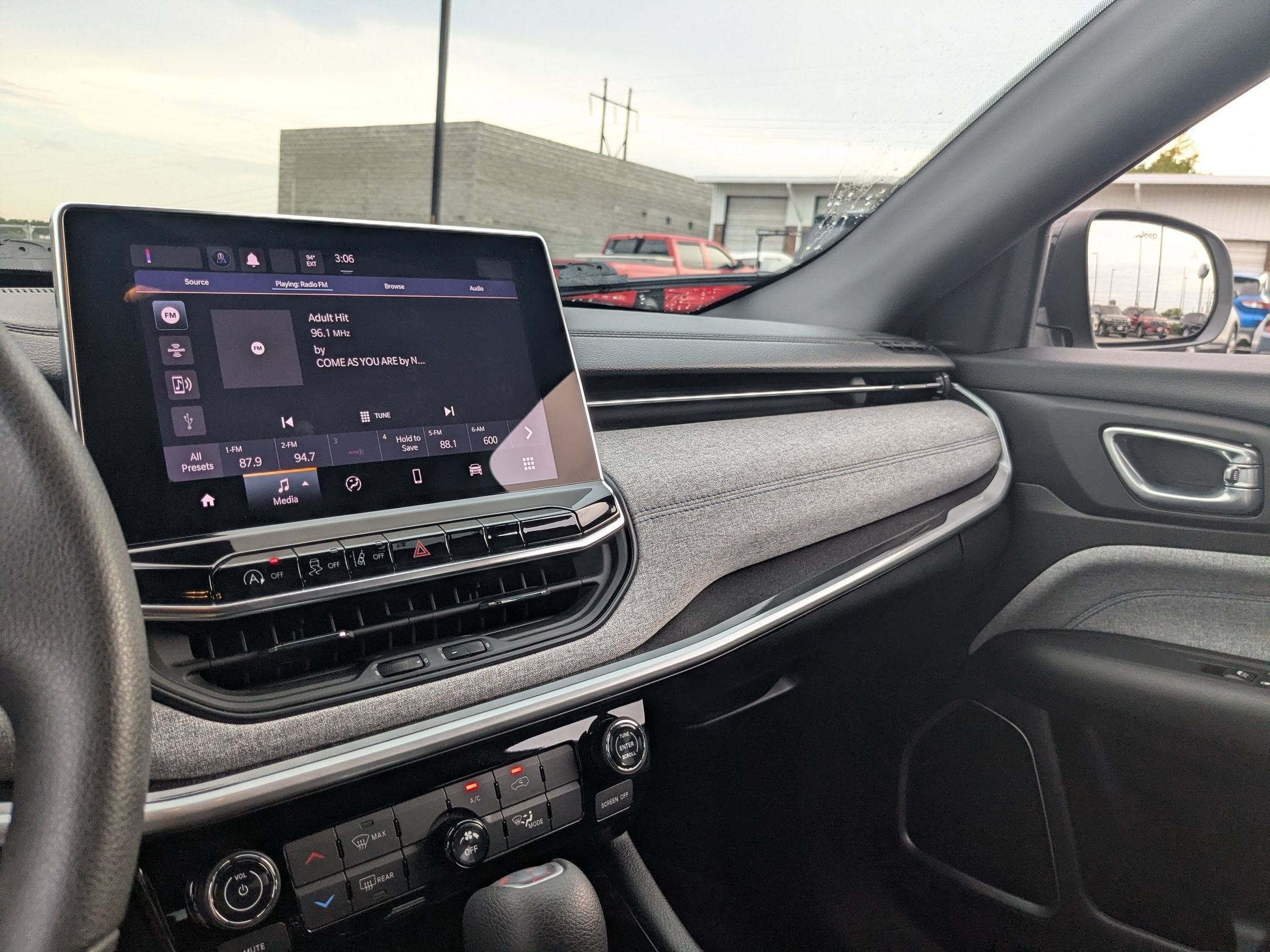 2024 Jeep Compass Sport