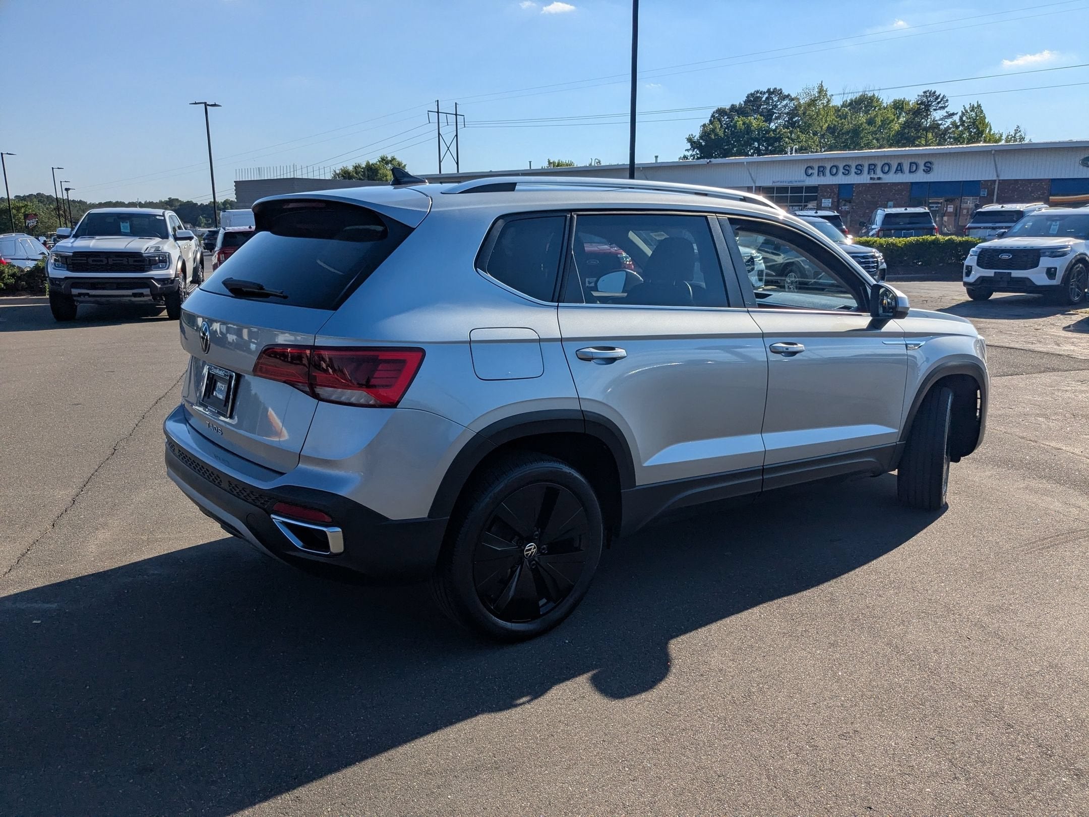 2022 Volkswagen Taos SE