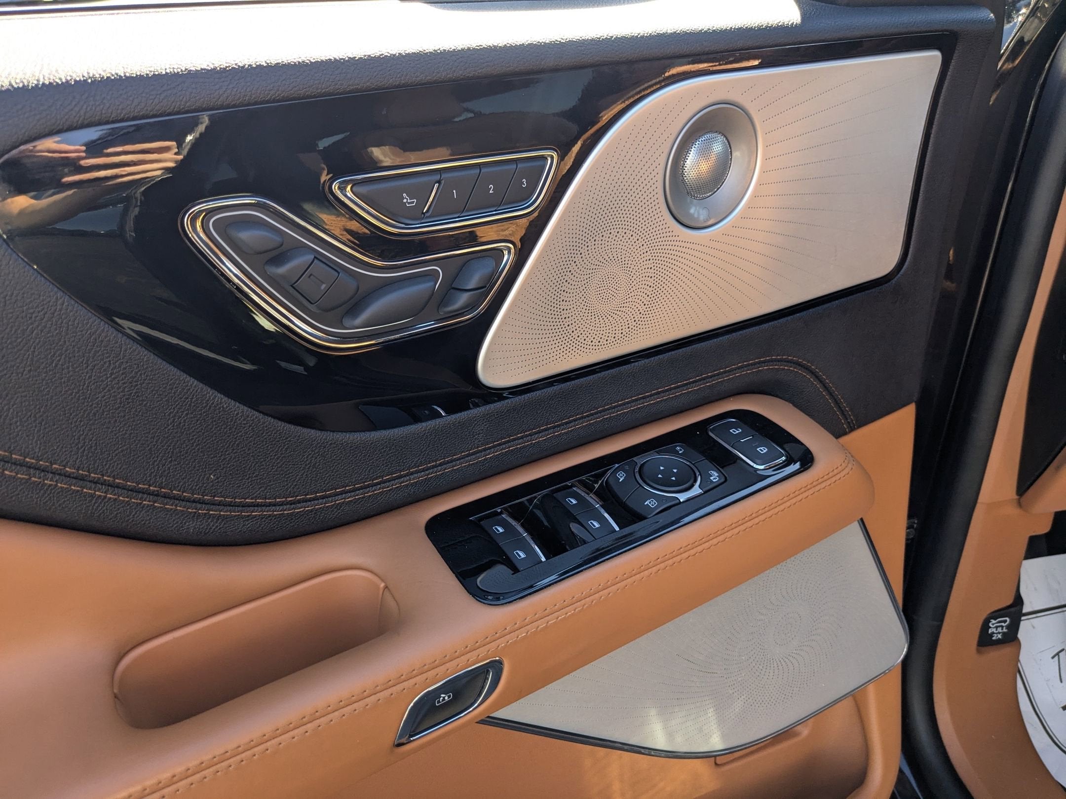 2022 Lincoln Aviator Black Label