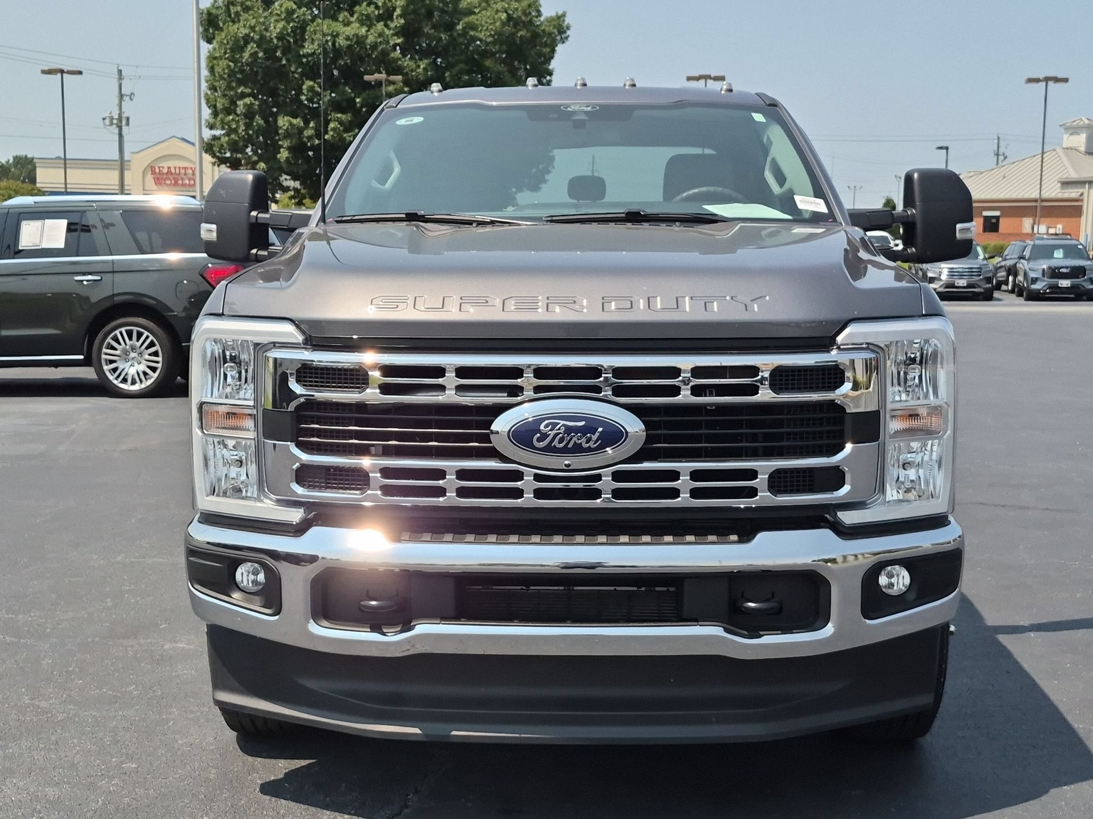 2025 Ford Super Duty F-350 DRW XLT