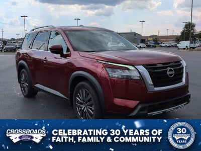 2024 Nissan Pathfinder SL