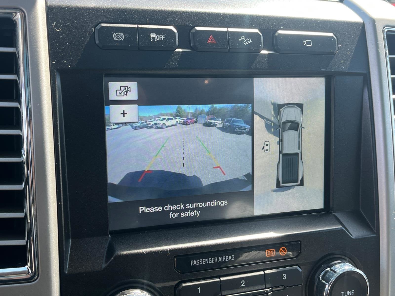 2017 Ford Super Duty F-350 DRW Lariat