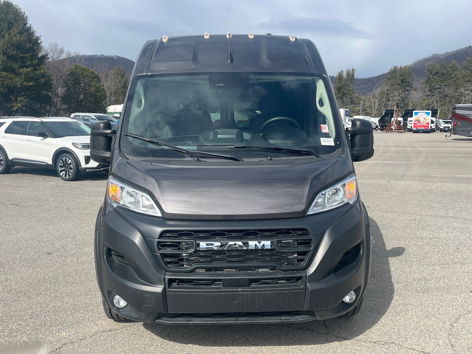 2024 RAM ProMaster Cargo Van Tradesman