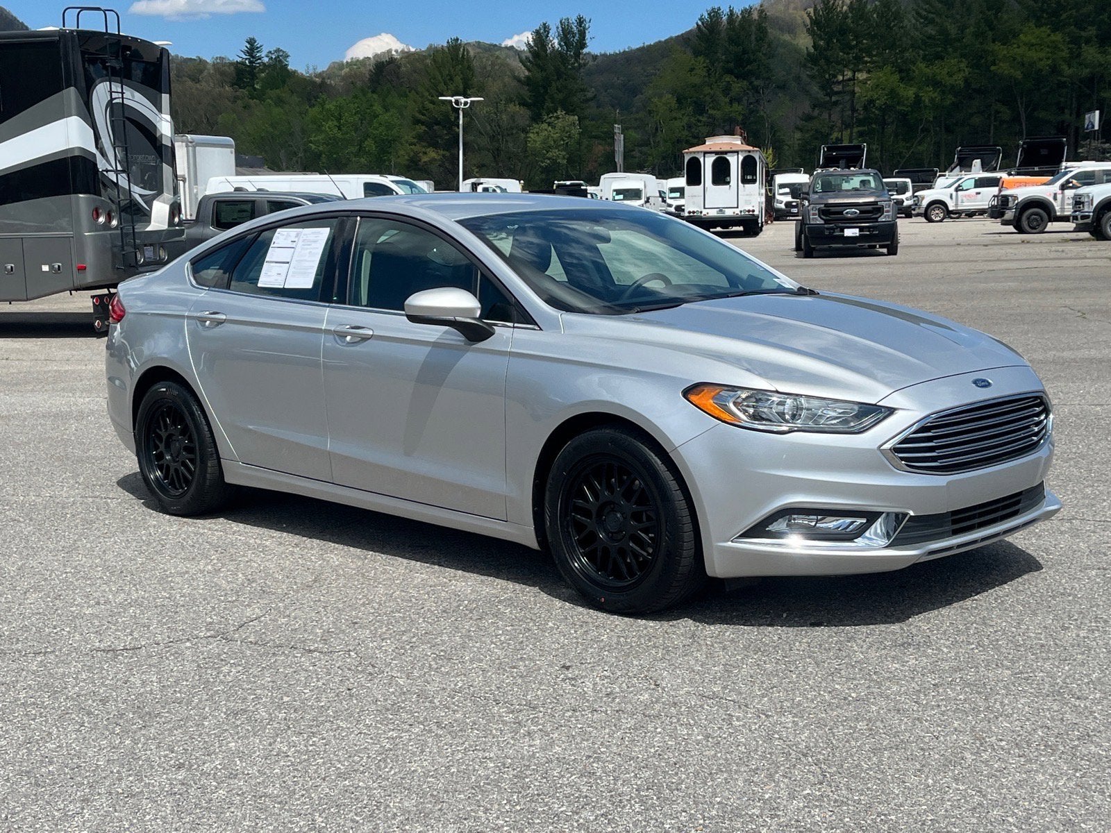 2017 Ford Fusion SE